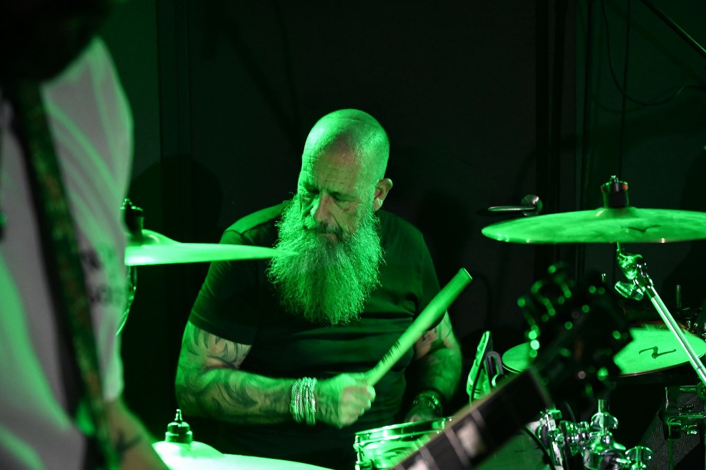 ../Images/10 jaar Ro's Barbershop 306.jpg